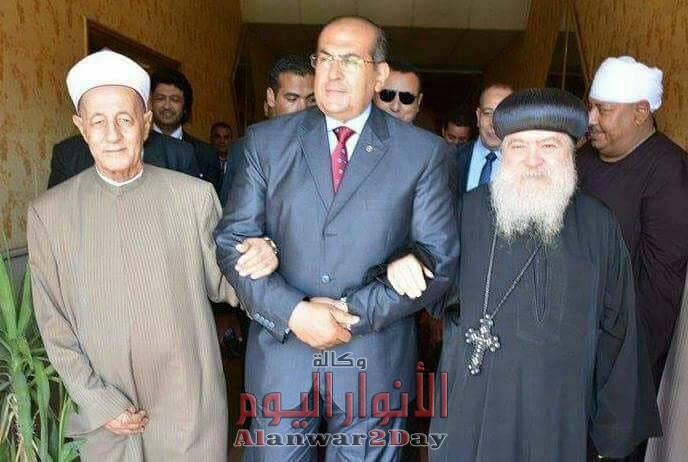 محافظ سوهاج يهنئ البابا تواضروس وجميع الطوائف المسيحية فى مصر بمناسبة عيد الميلاد المجيد